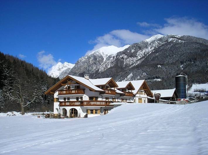 Ferienhaus für 4 Personen, mit Balkon und Terrasse sowie Garten und Sauna in Brenner