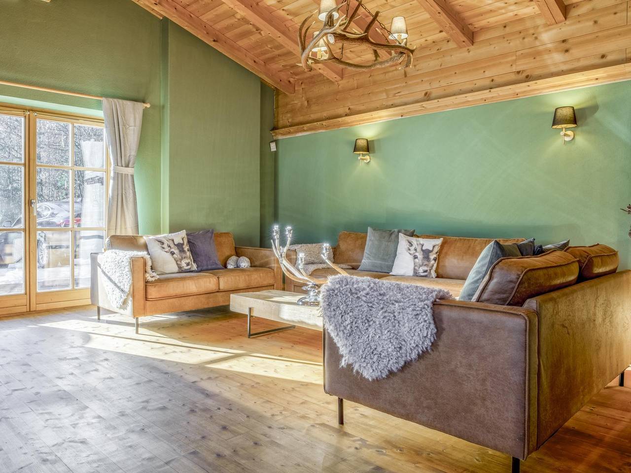 Uriges Chalet mit Wellness in Skiliftnähe in Reith bei Kitzbühel, Kitzbüheler Alpen