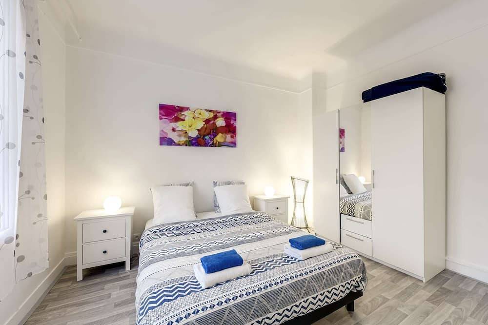 Apartamento entero, Amplio apartamento de 2 habitaciones de 60m2 cerca de París y Cdg in Aubervilliers, Sena-Saint Denis