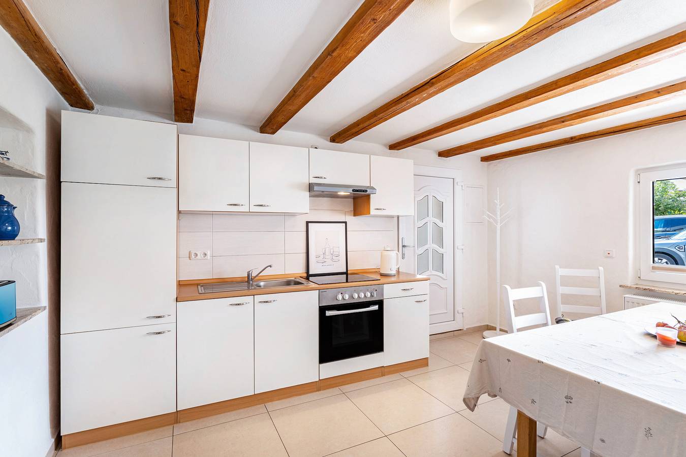 Ganze Wohnung, Ferienwohnung 'Darija' mit privater Terrasse und Wlan in Korbach, Waldecker Land