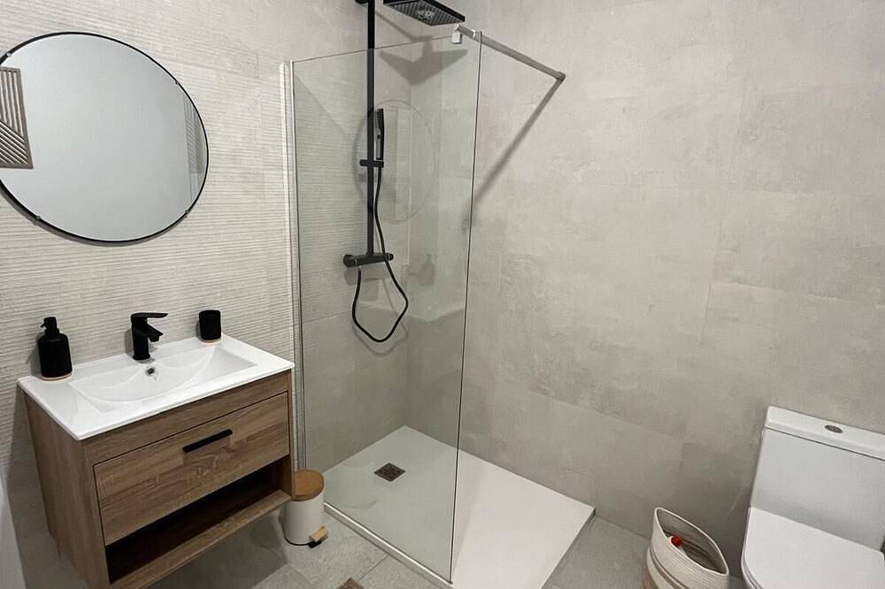 Entire apartment, Cosy, bright studio 3 min from shops - Near Perpignan & beaches. in Pia, Côte d'Améthyste
