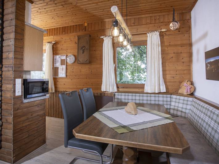 Ferienhaus für 8 Personen, mit Balkon und Terrasse sowie Garten und Ausblick in den Kitzbüheler Alpen - 4