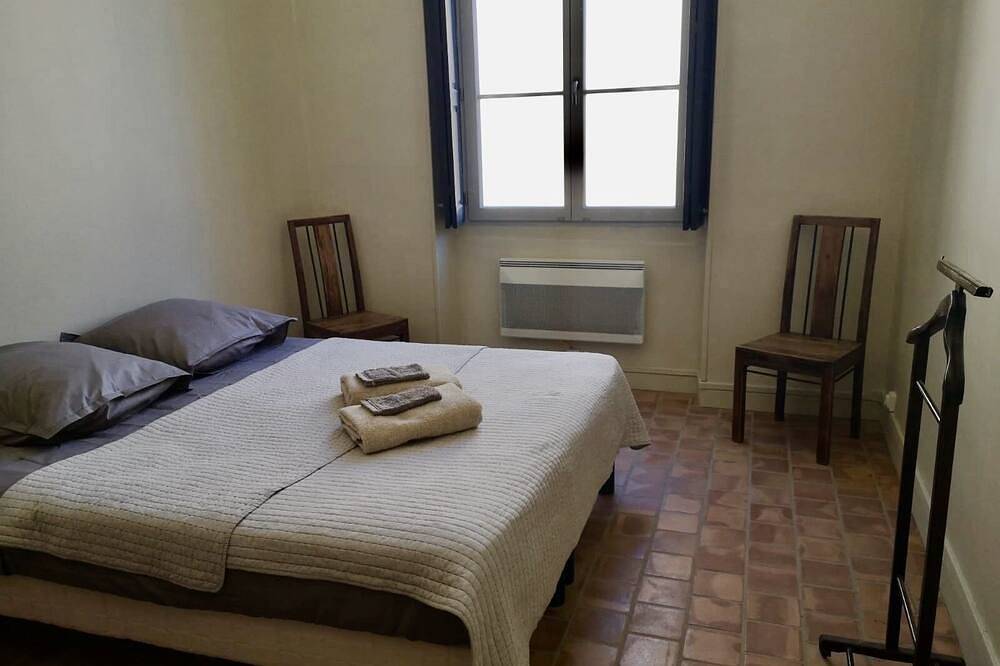 Appartement entier, Le Félix - Avignon intra muros, face aux halles in Avignon, Vaucluse