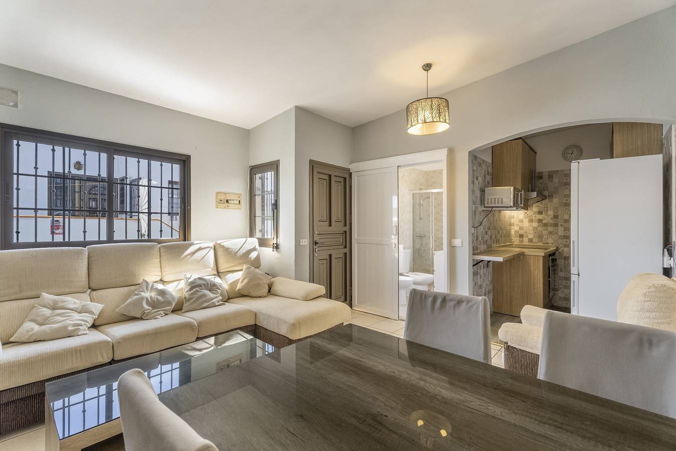 Apartamento entero, Apartamento Vacacional 'Junto A La Piscina' con Vista a la Montaña, Wi-Fi y Aire Acondicionado in Costa del Silencio, Arona 