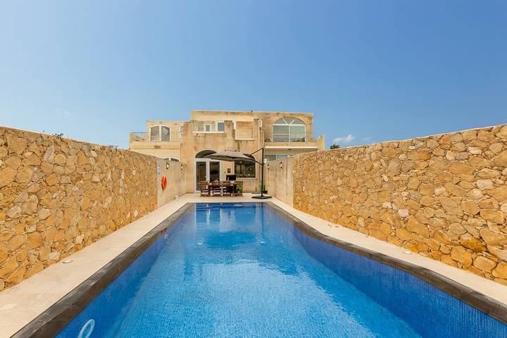 Villa für 10 Personen, mit Pool und Terrasse, kinderfreundlich auf Malta - 2