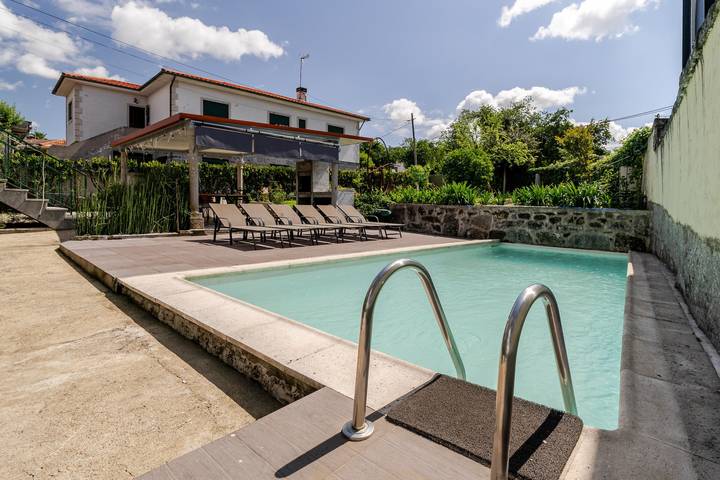 Villa for 8 people, with Balcony and Garden in Portugal