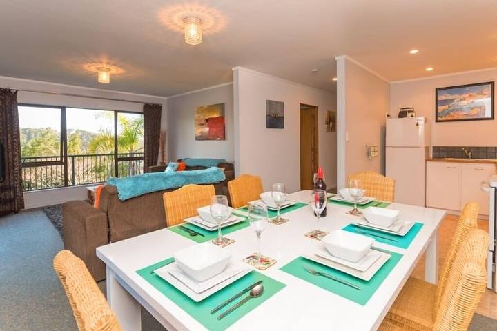 Holiday apartment for 7 people, with garden and balcony in Paihia