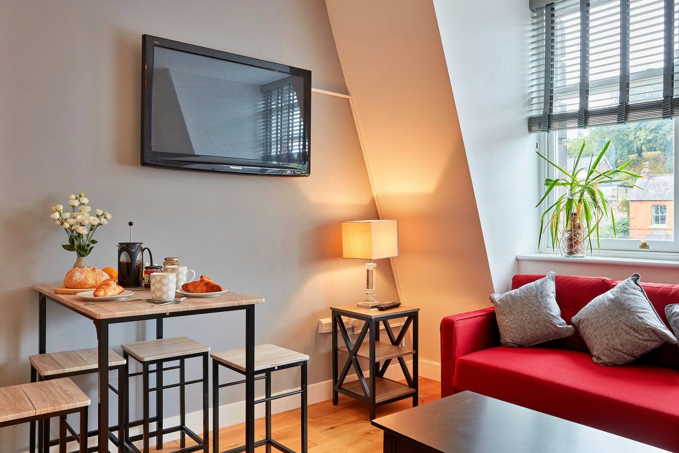 Entire apartment, Shaky's Penthouse in Matlock, Derbyshire