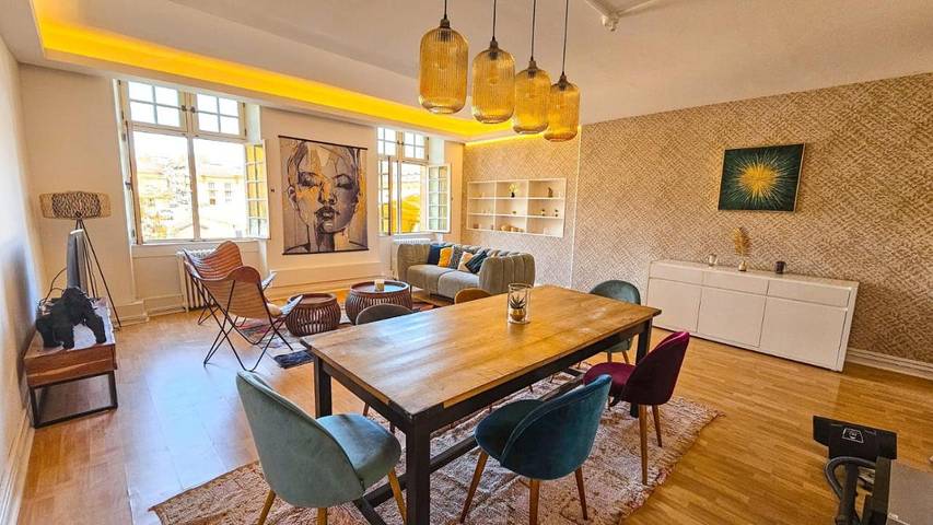Gîte pour 6 personnes, avec vue dans Place Ducale Charleville Mezieres - 4
