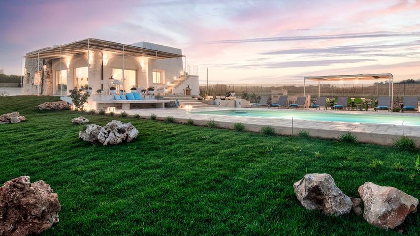 Villa für 10 Personen, mit Garten in Salve