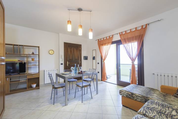 Gîte pour 2 personnes, avec terrasse et vue sur l’océan dans Olbia - 2