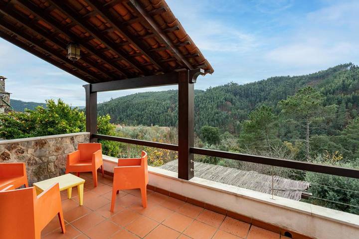 Maison de campagne pour 4 personnes, avec balcon dans Aguda - 2