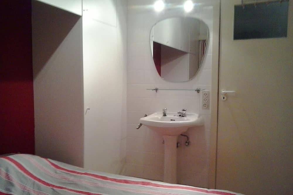 Geheel appartement, Heist, appartement met dwars zicht op de dijk, de duinen en de zee in Duinbergen, Knokke-Heist
