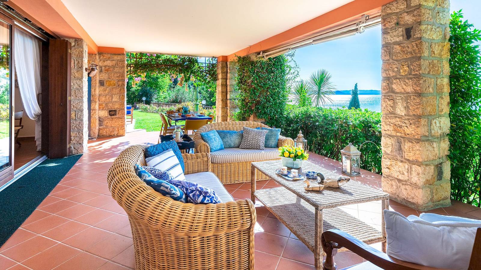 Villa pour 7 personnes avec terrasse in Torri del Benaco, Montagnes autour du lac de Garde