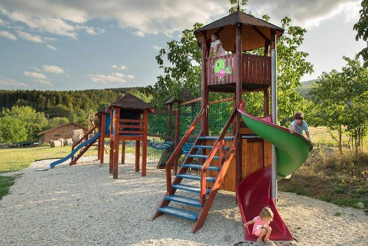 BnB für 5 Personen, mit Ausblick und Terrasse sowie Garten und Sauna in Tschechien - 4