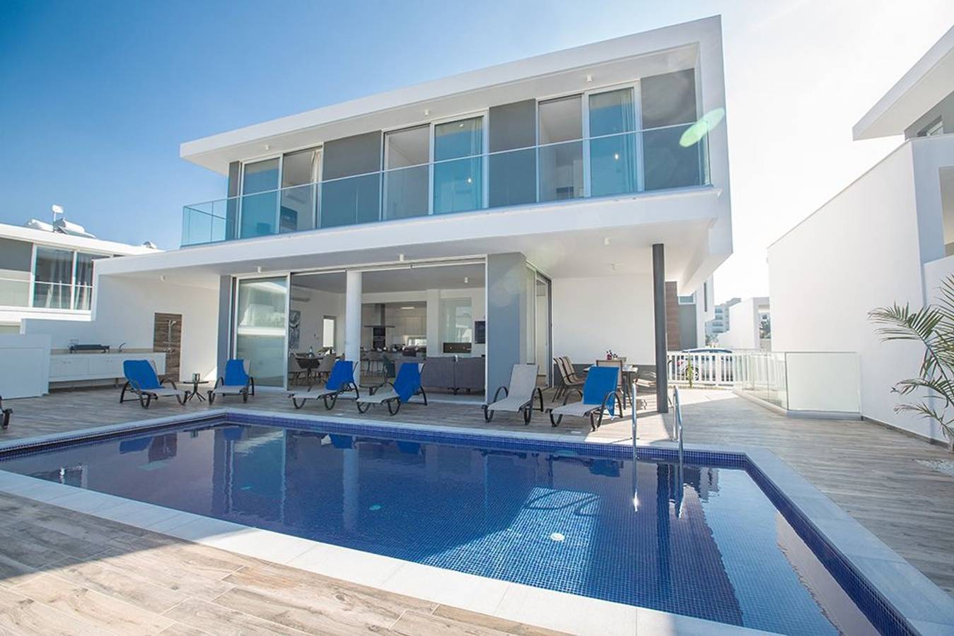 Villa Olive Titan, Brand New,Exquisite 5Bdr Protaras Villa with Pool,Close to the Beach in Protaras, Südzypern