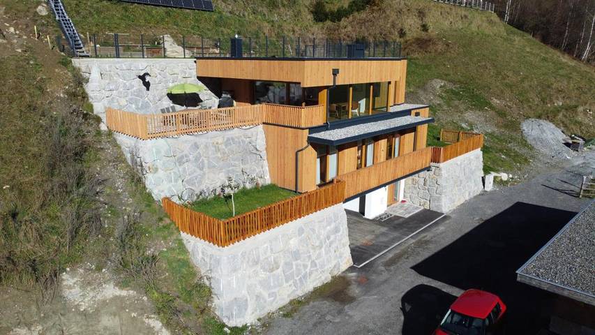 BnB für 6 Personen, mit Balkon und Terrasse sowie Garten und Sauna in Neukirchen am Großvenediger