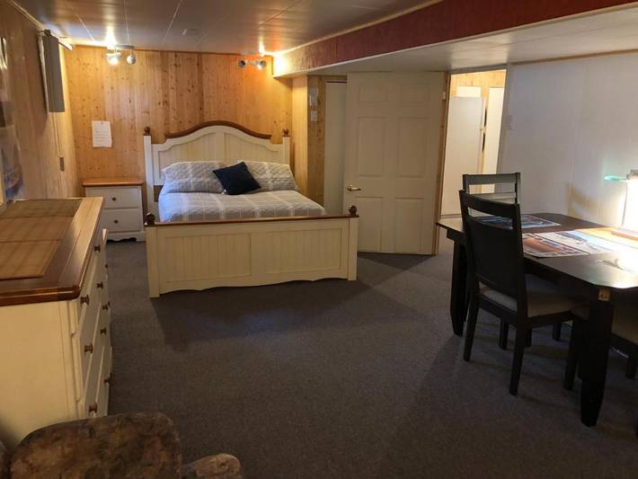 Maison d’hôte pour 3 personnes, avec piscine et terrasse, animaux acceptés à Saguenay - 2