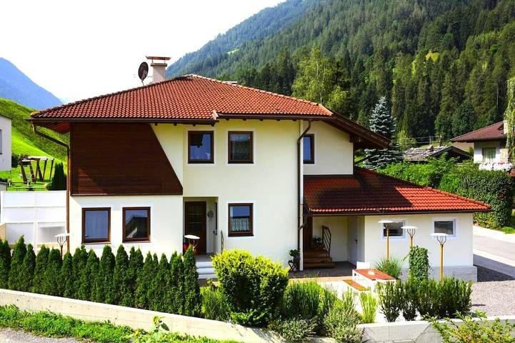 Ferienhaus für 4 Personen, mit Garten, mit Haustier in Fulpmes