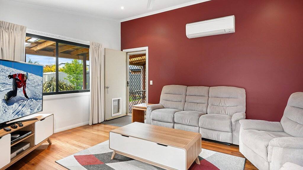 Jillamatong 14 - 3Br House l Pet Friendly l Fenced Backyard l Wifi in Jindabyne, New South Wales