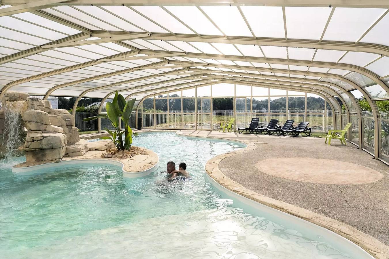 Mobil-Home 4 estancias 6 Personas + Tv in Saint-Molf, Côte de Jade