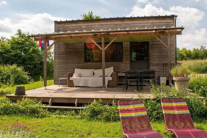 Tente pour 4 personnes, avec Terrasse ainsi que Jardin et Vue dans le Morbihan