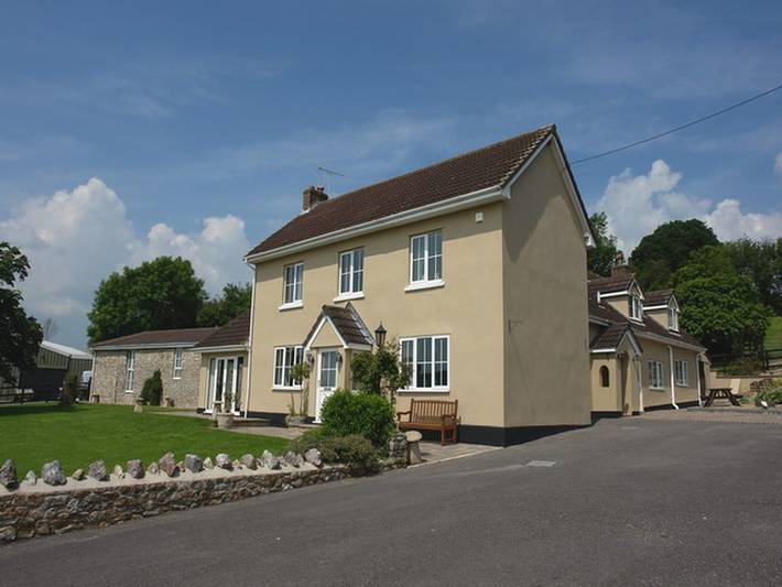 Lower Wadden Farmhouse and Annexe in Devon