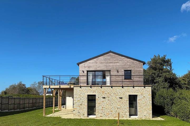 Ferienhaus für 9 Personen, mit Balkon und Garten - 1