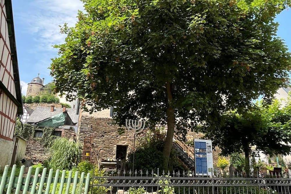 Haus am Bach - Ferienhaus, Bad, Wc, 2 Schlafräume in Gemünden, Nahetal