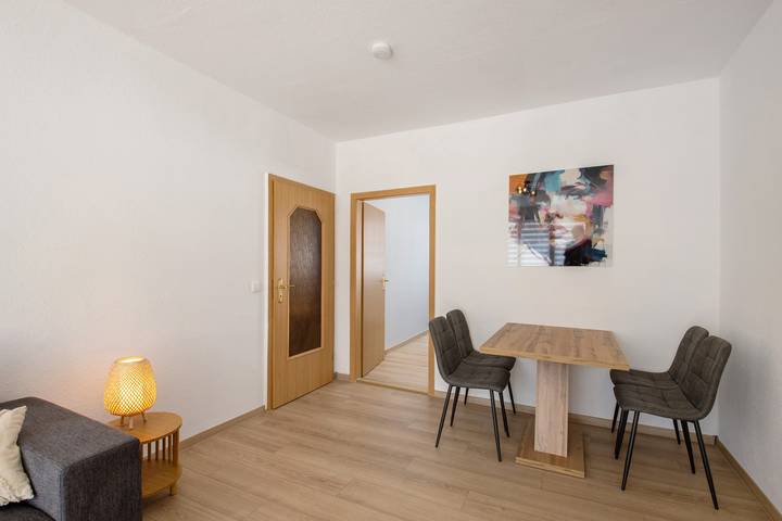Ganze Wohnung, Ferienwohnung 'San Marino 3' mit Seeblick, Balkon und Wi-Fi in Mücheln (Geiseltal), Saale-Unstrut