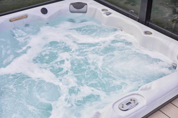 Ferienhaus für 6 Personen, mit Sauna und Garten sowie Whirlpool, kinderfreundlich in England