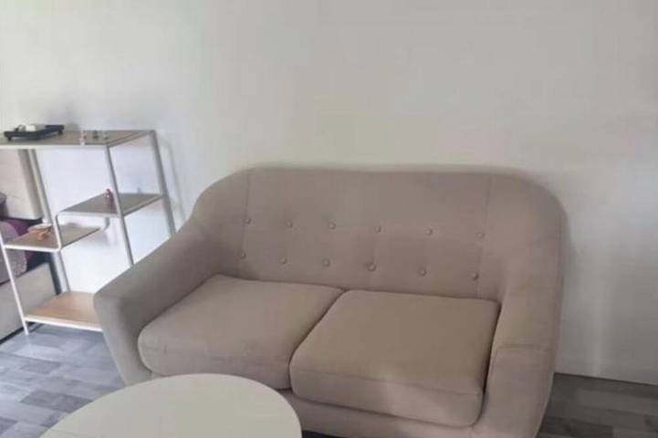 Entire apartment, Charming, standalone studio in Clamart with a garden, near Paris in Clamart, Hauts-de-Seine