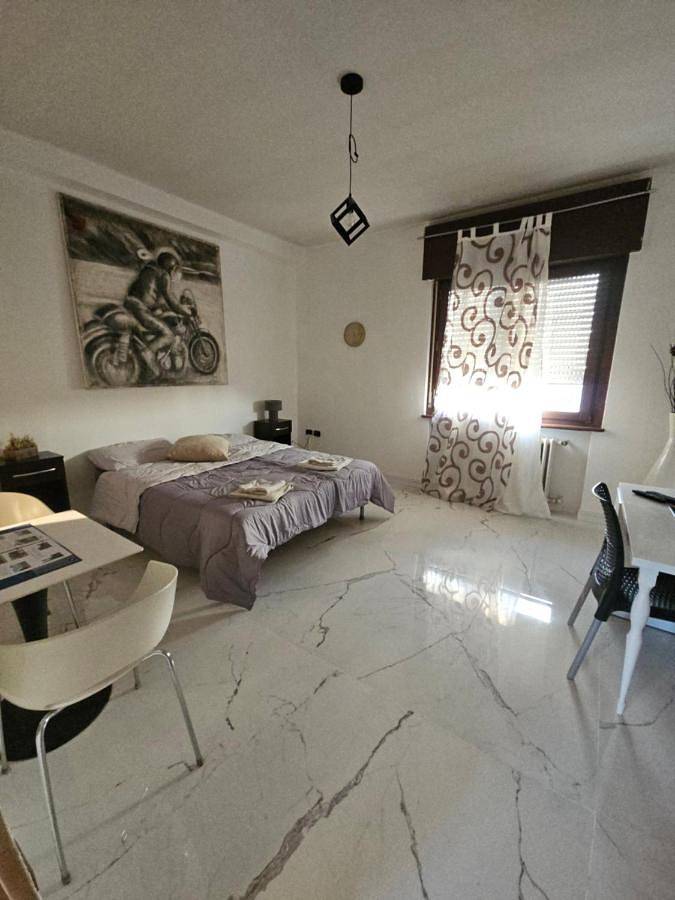 Maison d’hôte pour 3 personnes, avec Balcon et Terrasse ainsi que Jardin et Vue à Bergame