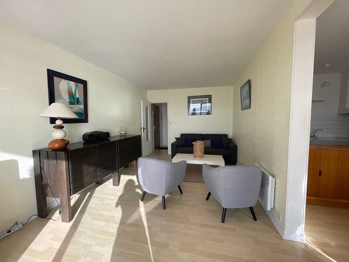 Gîte pour 6 personnes, avec terrasse dans Carolles Plage - 4