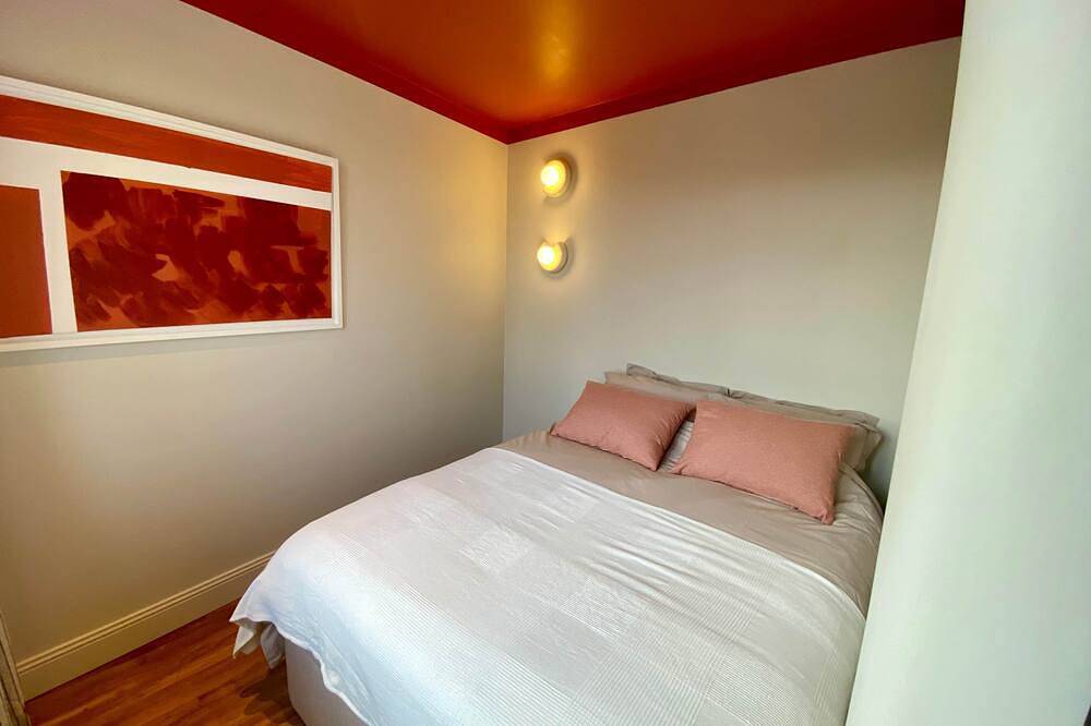 Apartamento entero, Quatorze | Downtown • Luminous - Unobstructed view in Vire Normandie, Región de Vire