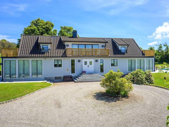 12 Personen Ferienhaus in Båstad in Bjärehalvön