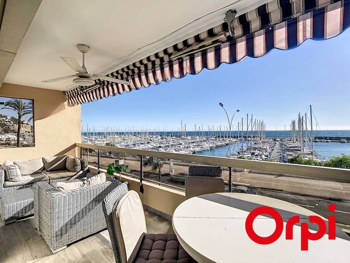 Apartamento para 4 personas, con Balcón además de Terraza y Vistas en Menton