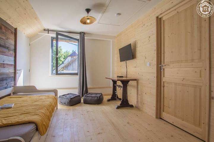 Location de vacances pour 9 personnes, avec balcon à Entremont-le-Vieux - 3