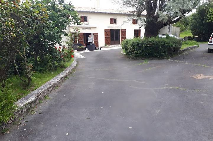 Gîte pour 6 personnes, avec jardin à Cozes - 2