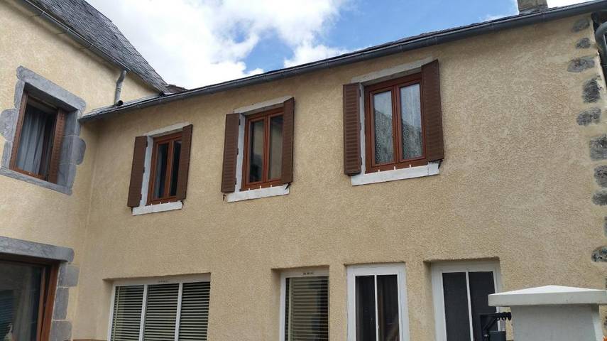 Location de vacances pour 2 personnes, avec terrasse et vue, animaux acceptés dans Lac d'Aydat - 3