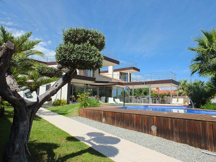 Casa de vacaciones para 10 personas, con Balcón además de Terraza y Jardín en La Ametlla de Mar