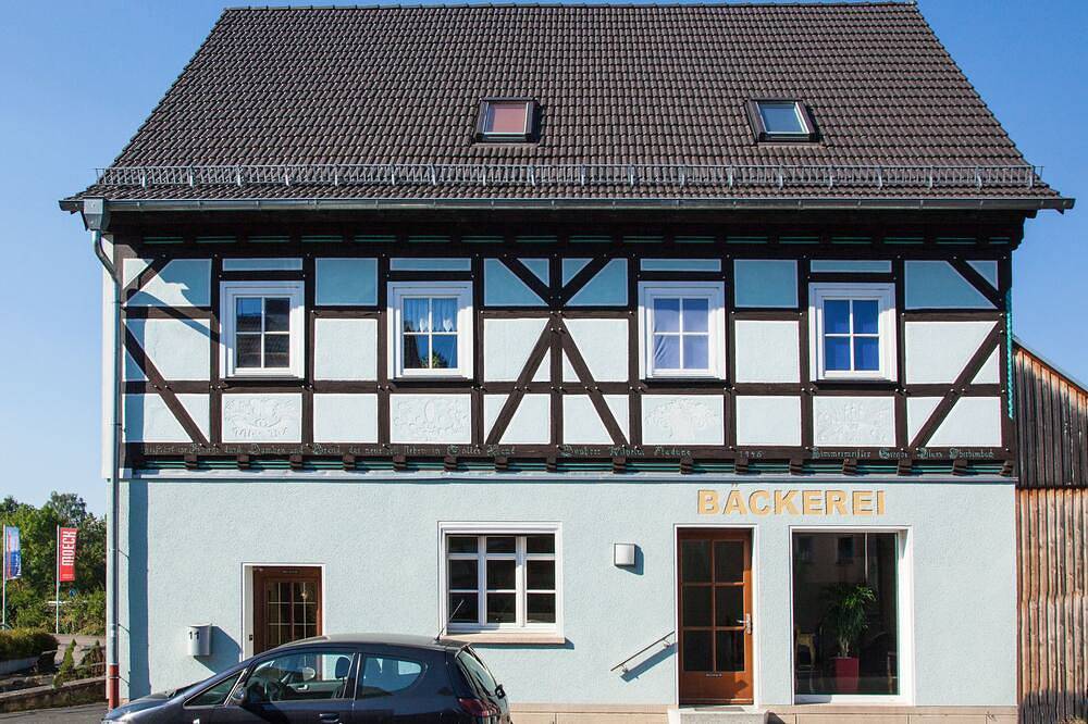 Ganze Wohnung, Gemütliches Dachgeschoss-Apartment, 60m² in Fulda, Rhön-Hessen
