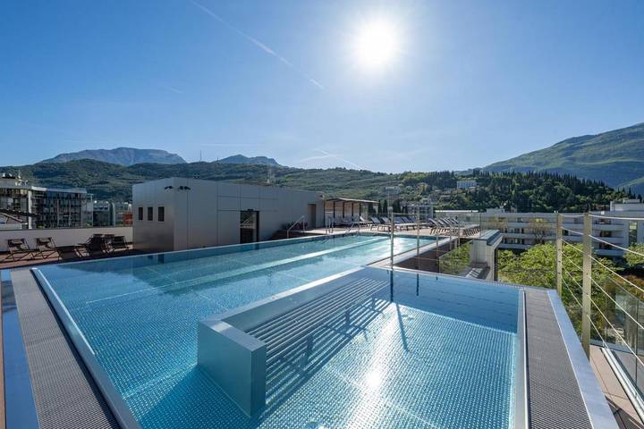 Appart’hôtel pour 3 personnes, avec balcon et piscine