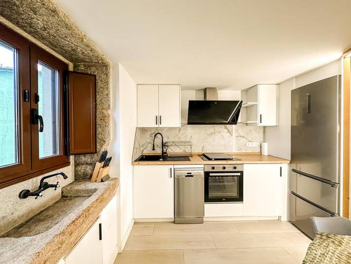 Casa rural para 4 personas, con jardín además de terraza y vistas, Se admiten mascotas en Costa da Morte - 3