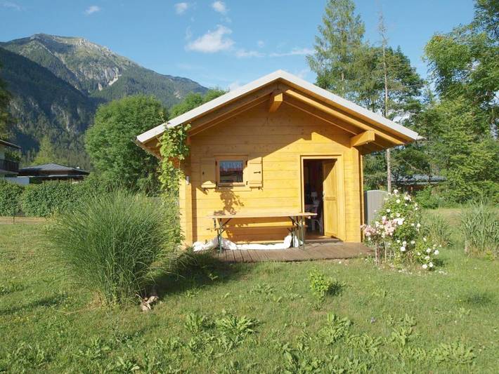 Ferienhaus für 2 Personen, mit Terrasse und Garten sowie Ausblick am Pressegger See