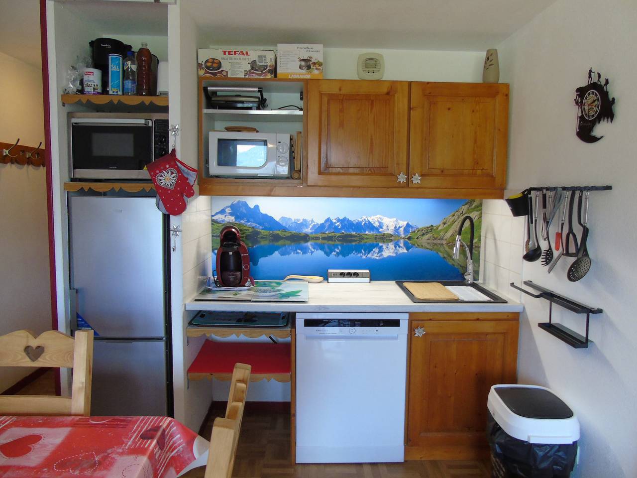 Ganze Wohnung, Gemütliche 2-Zimmer-Wohnung + Kabine, 200m zum Skilift, Parkblick, für 6 Personen, Haustiere erlaubt in Valfréjus, Modane