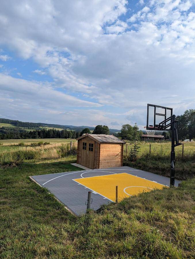 La Maison du Bois Dargent - Wifi, Netflix, Prime Video, Spa en option in Riotord, Haute-Loire