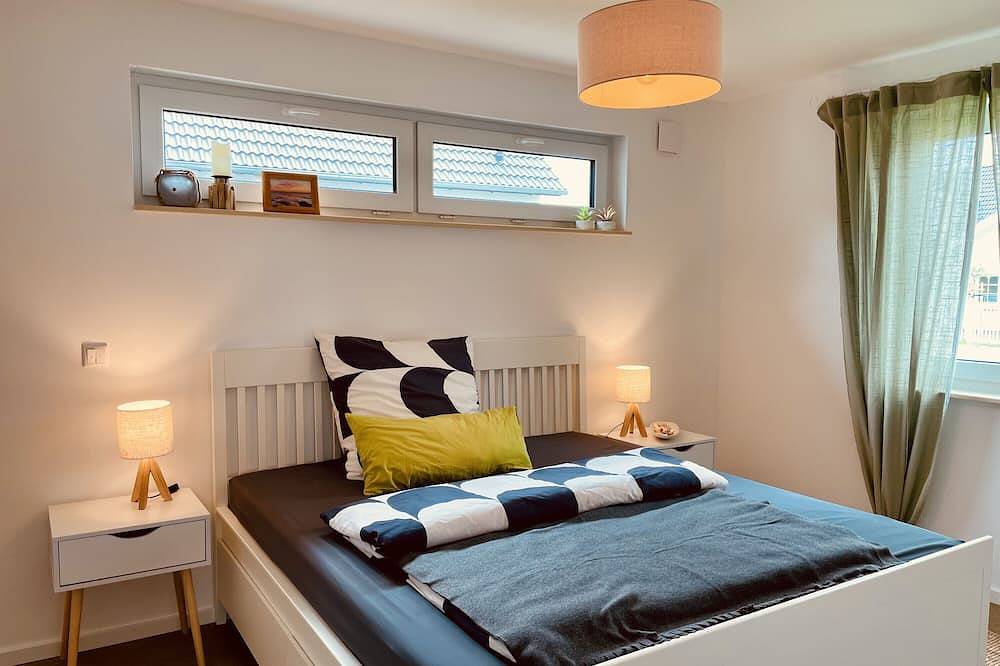 Entire apartment, Apartment 'Boddenbude Lubmin' with Wi-Fi in Lubmin, Western Pomerania