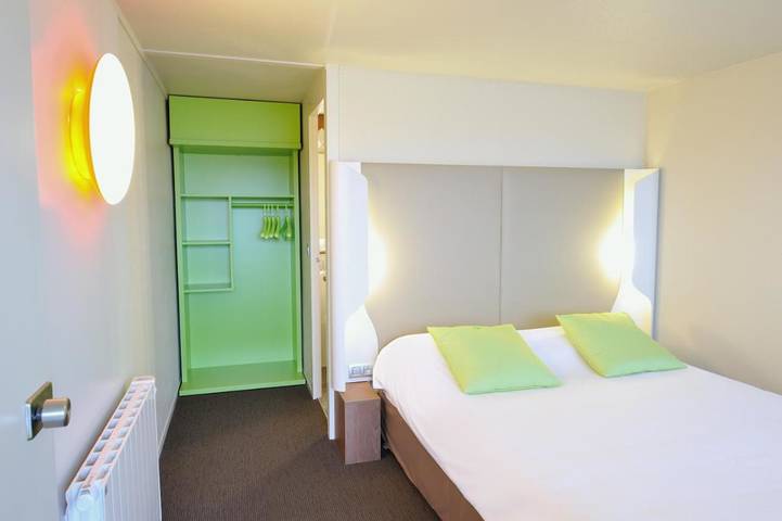 Hôtel pour 3 personnes, avec terrasse, animaux acceptés à Taissy - 2