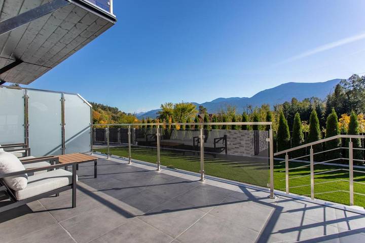 Apartamento de vacaciones para 4 personas, con sauna y piscina además de jacuzzi y jardín - 1